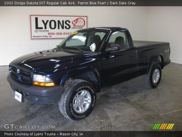2003 Dodge Dakota SXT Regular Cab 4x4 in Patriot Blue Pearl