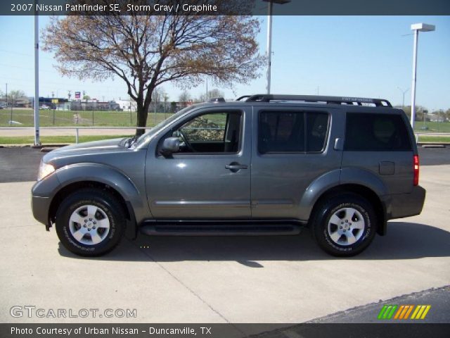 2007 Nissan Pathfinder SE in Storm Gray