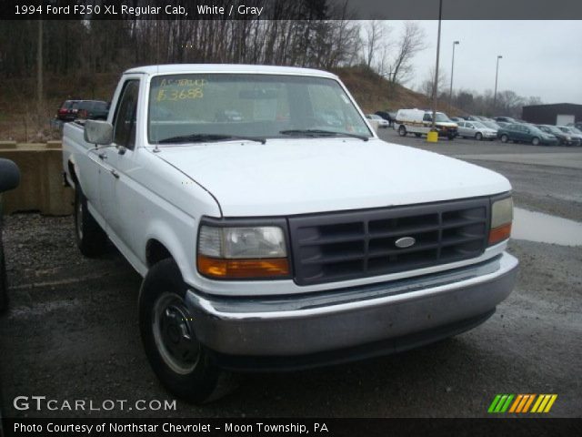 1994 Ford F250 XL Regular Cab in White