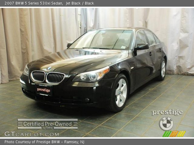 2007 BMW 5 Series 530xi Sedan in Jet Black