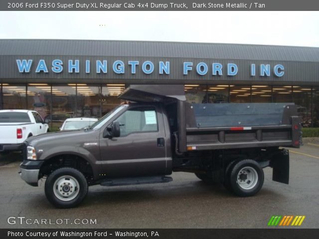 2006 Ford F350 Super Duty XL Regular Cab 4x4 Dump Truck in Dark Stone Metallic