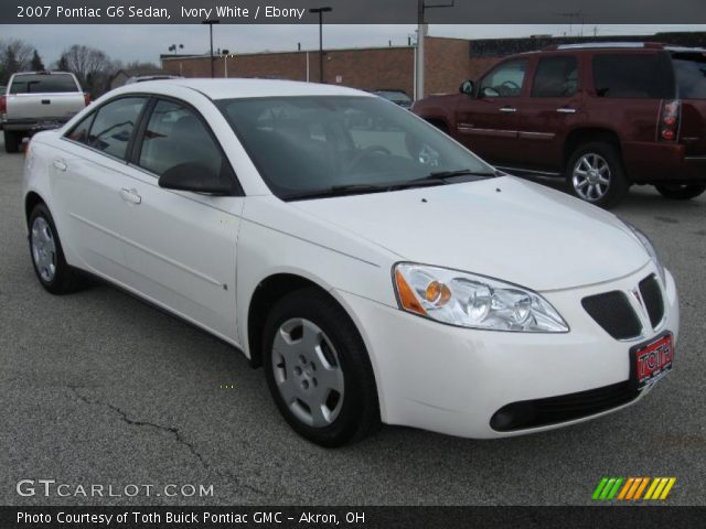 2007 Pontiac G6 Sedan in Ivory White