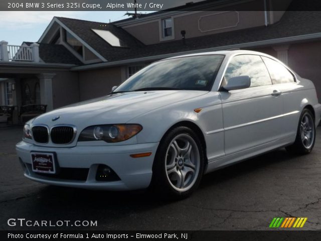 2004 BMW 3 Series 325i Coupe in Alpine White