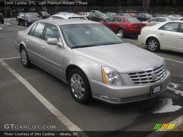 2006 Cadillac DTS  in Light Platinum Metallic