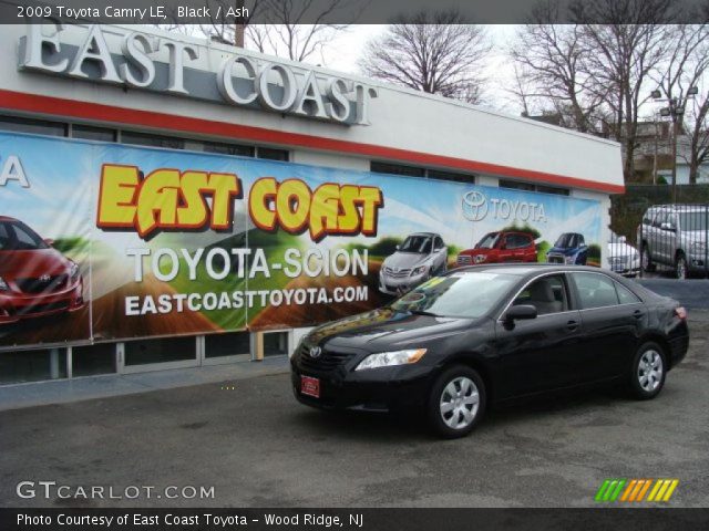 2009 Toyota Camry LE in Black