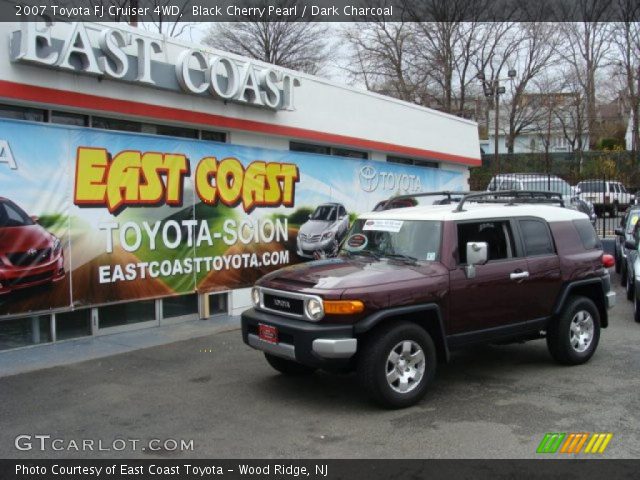 2007 Toyota FJ Cruiser 4WD in Black Cherry Pearl
