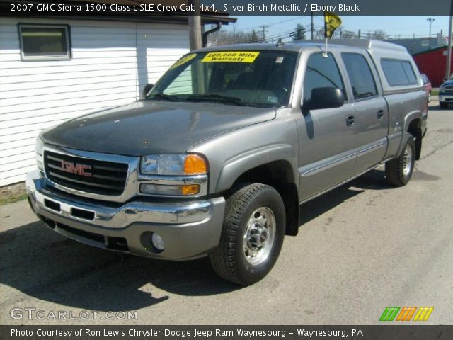 2007 GMC Sierra 1500 Classic SLE Crew Cab 4x4 in Silver Birch Metallic