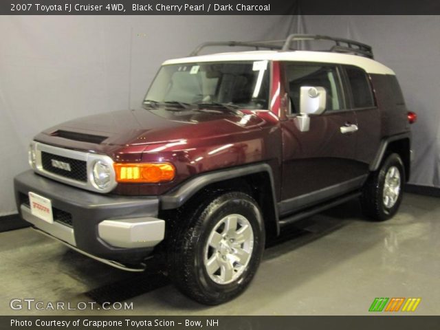 2007 Toyota FJ Cruiser 4WD in Black Cherry Pearl