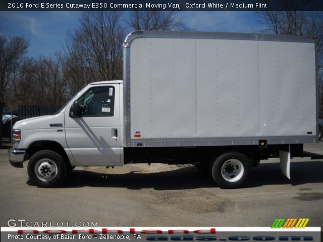 2010 Ford E Series Cutaway E350 Commercial Moving Van in Oxford White