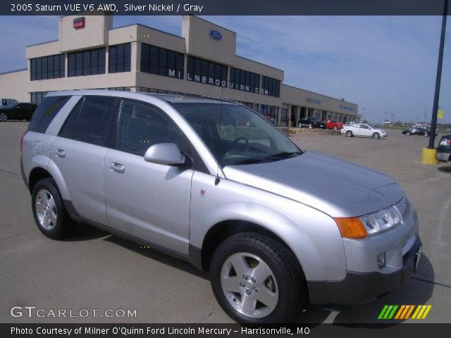 2005 Saturn VUE V6 AWD in Silver Nickel