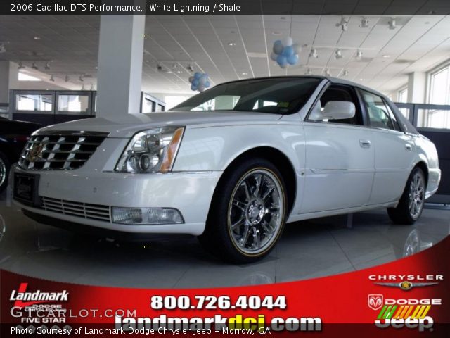 2006 Cadillac DTS Performance in White Lightning