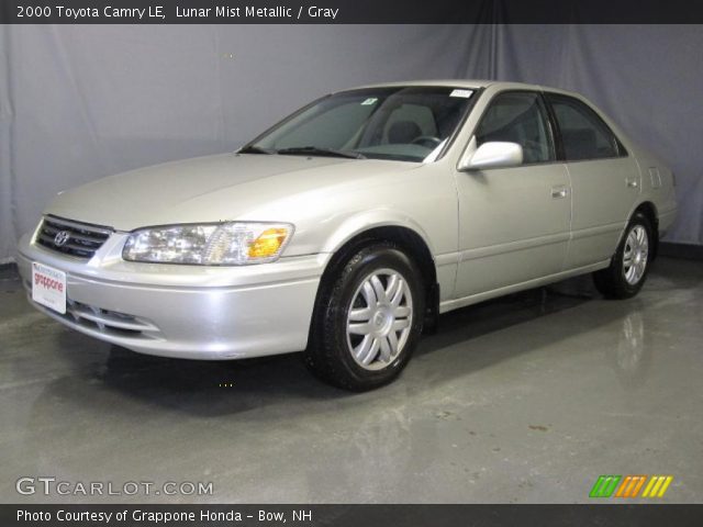 2000 Toyota Camry LE in Lunar Mist Metallic