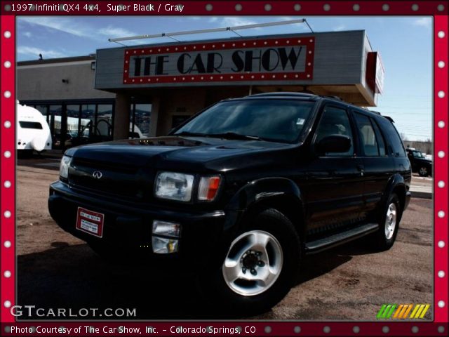 1997 Infiniti QX4 4x4 in Super Black