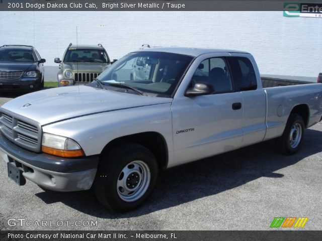 2001 Dodge Dakota Club Cab in Bright Silver Metallic