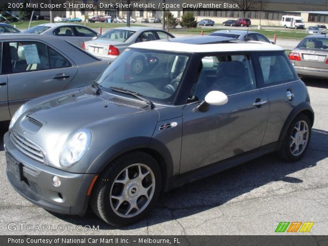 Dark Silver Metallic 2005 Mini Cooper S Hardtop Space