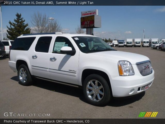 2010 GMC Yukon XL Denali AWD in Summit White