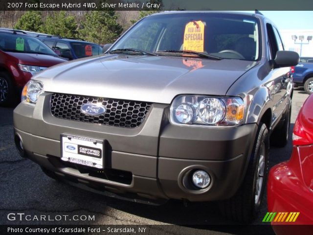 2007 Ford Escape Hybrid 4WD in Silver Metallic