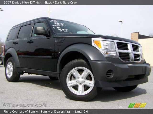 2007 Dodge Nitro SXT 4x4 in Black
