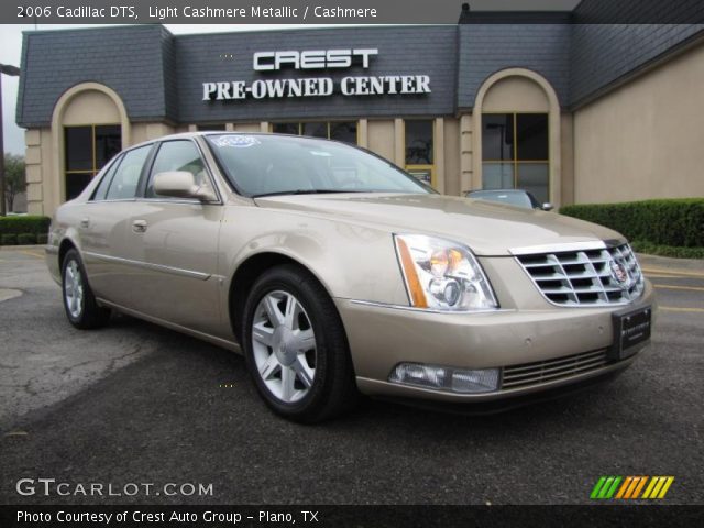 2006 Cadillac DTS  in Light Cashmere Metallic