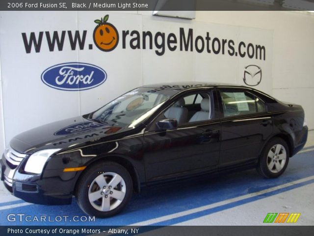 2006 Ford Fusion SE in Black