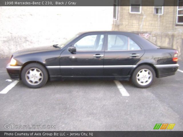 1998 Mercedes-Benz C 230 in Black