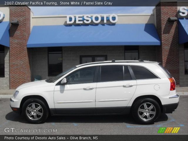 2007 Chrysler Pacifica Touring in Stone White