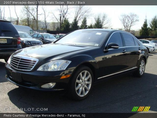 2007 Mercedes-Benz S 550 4Matic Sedan in Black