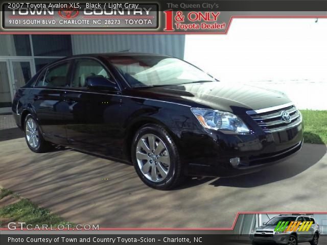 2007 Toyota Avalon XLS in Black