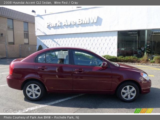 2008 Hyundai Accent GLS Sedan in Wine Red