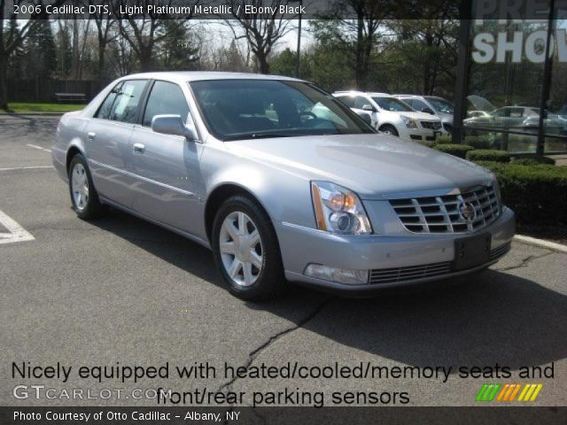 2006 Cadillac DTS  in Light Platinum Metallic