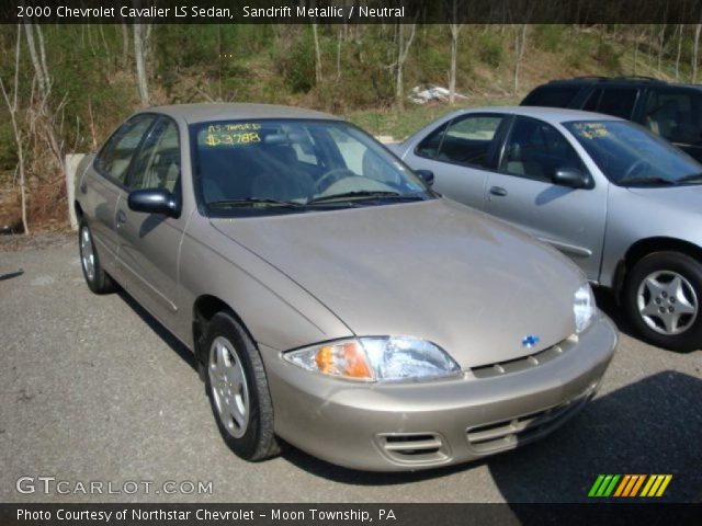 2000 Chevrolet Cavalier LS Sedan in Sandrift Metallic