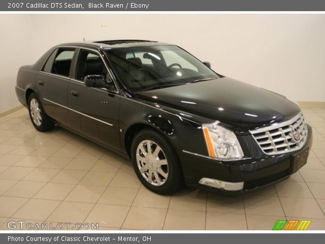 2007 Cadillac DTS Sedan in Black Raven