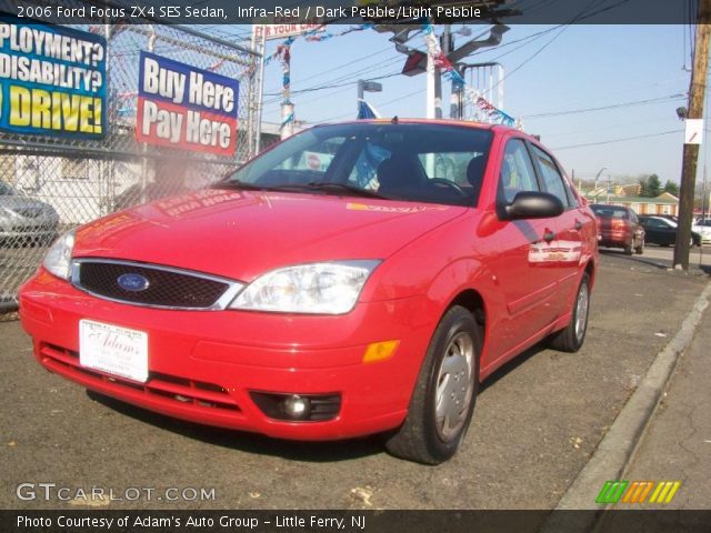 2006 Ford Focus ZX4 SES Sedan in Infra-Red