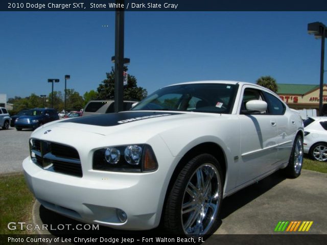 2010 Dodge Charger SXT in Stone White