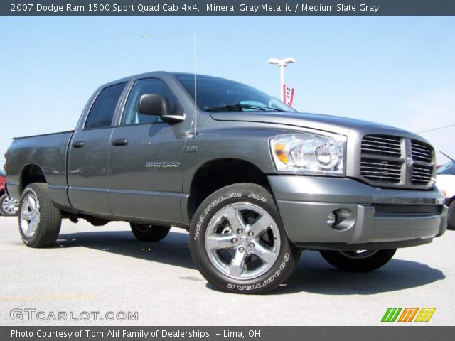 2007 Dodge Ram 1500 Sport Quad Cab 4x4 in Mineral Gray Metallic
