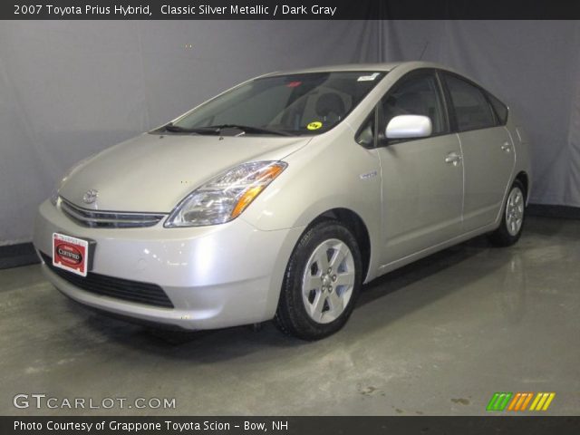 2007 Toyota Prius Hybrid in Classic Silver Metallic