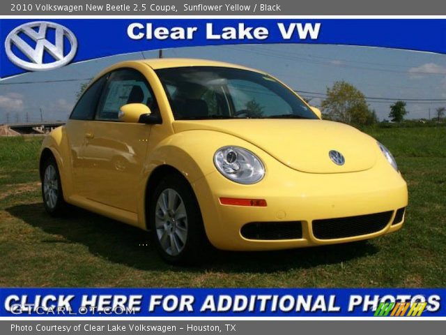 2010 Volkswagen New Beetle 2.5 Coupe in Sunflower Yellow