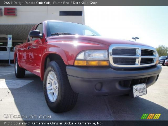 2004 Dodge Dakota Club Cab in Flame Red