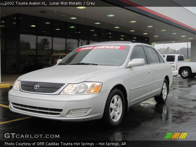 2002 Toyota Avalon XL in Lunar Mist Metallic