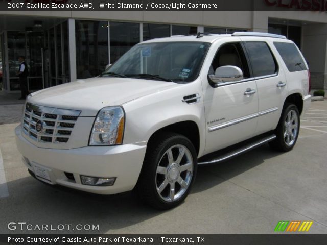 2007 Cadillac Escalade AWD in White Diamond