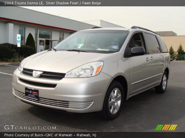 2004 Toyota Sienna LE in Silver Shadow Pearl