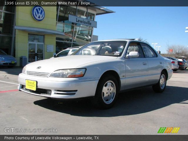 1996 Lexus ES 300 in Diamond White Pearl