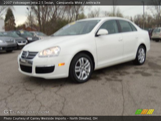 2007 Volkswagen Jetta 2.5 Sedan in Campanella White