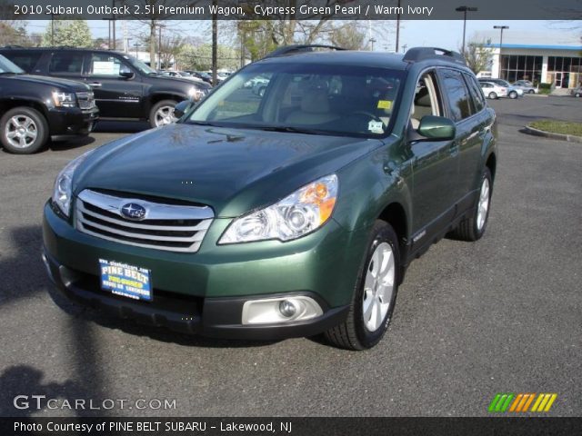 2010 Subaru Outback 2.5i Premium Wagon in Cypress Green Pearl