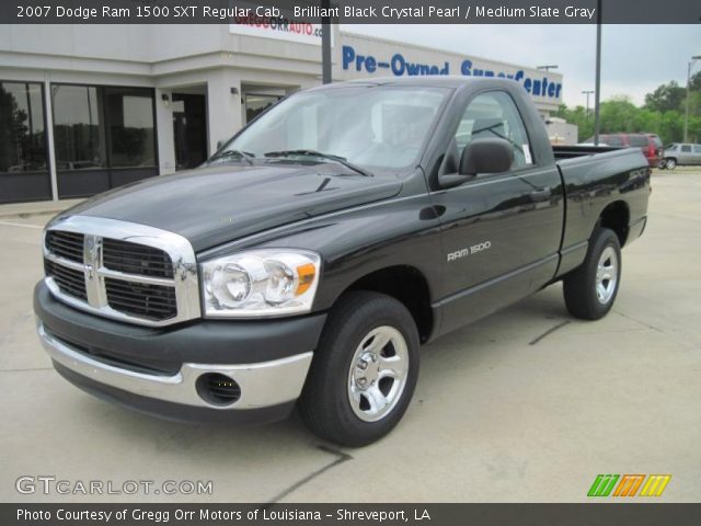 2007 Dodge Ram 1500 SXT Regular Cab in Brilliant Black Crystal Pearl