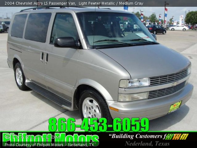 2004 Chevrolet Astro LS Passenger Van in Light Pewter Metallic