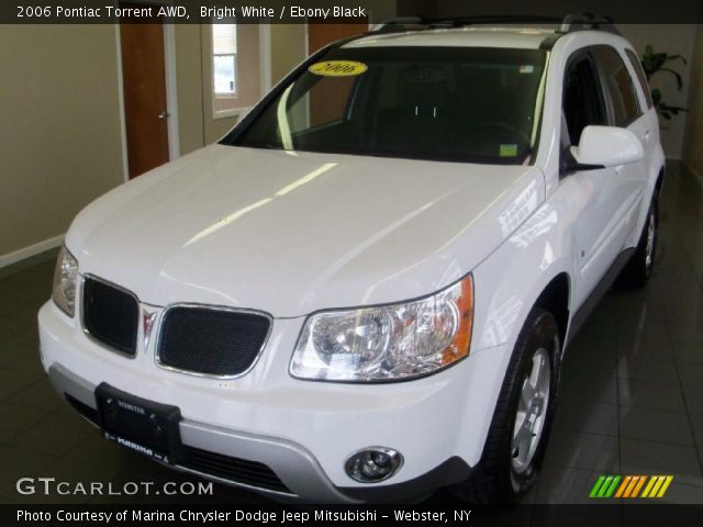 2006 Pontiac Torrent AWD in Bright White