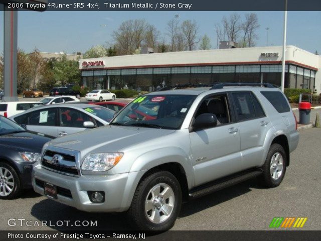 2006 Toyota 4Runner SR5 4x4 in Titanium Metallic