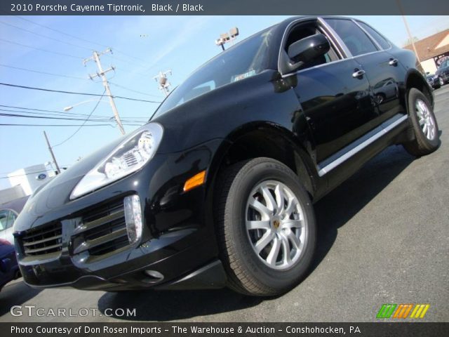 2010 Porsche Cayenne Tiptronic in Black