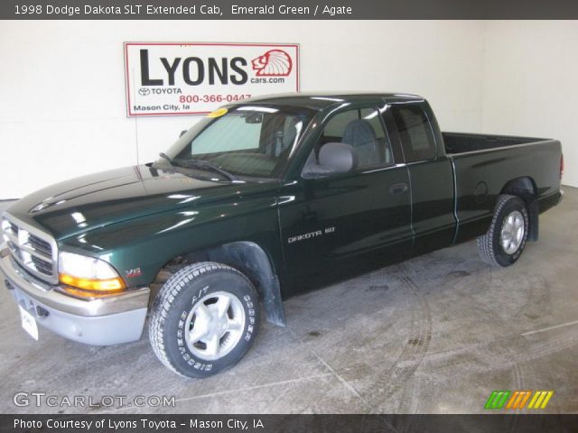 1998 Dodge Dakota SLT Extended Cab in Emerald Green